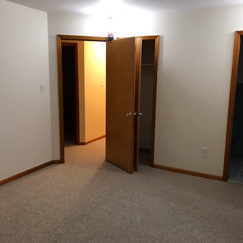 Bedroom - 481 Hickory St