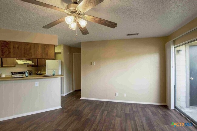 Foto del edificio - 2405 S 13th St