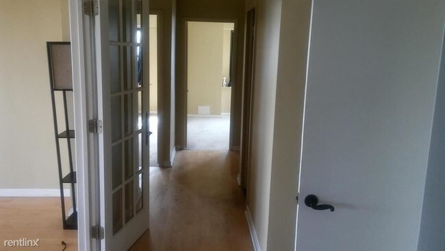 Building Photo - 4200 N Marine Dr