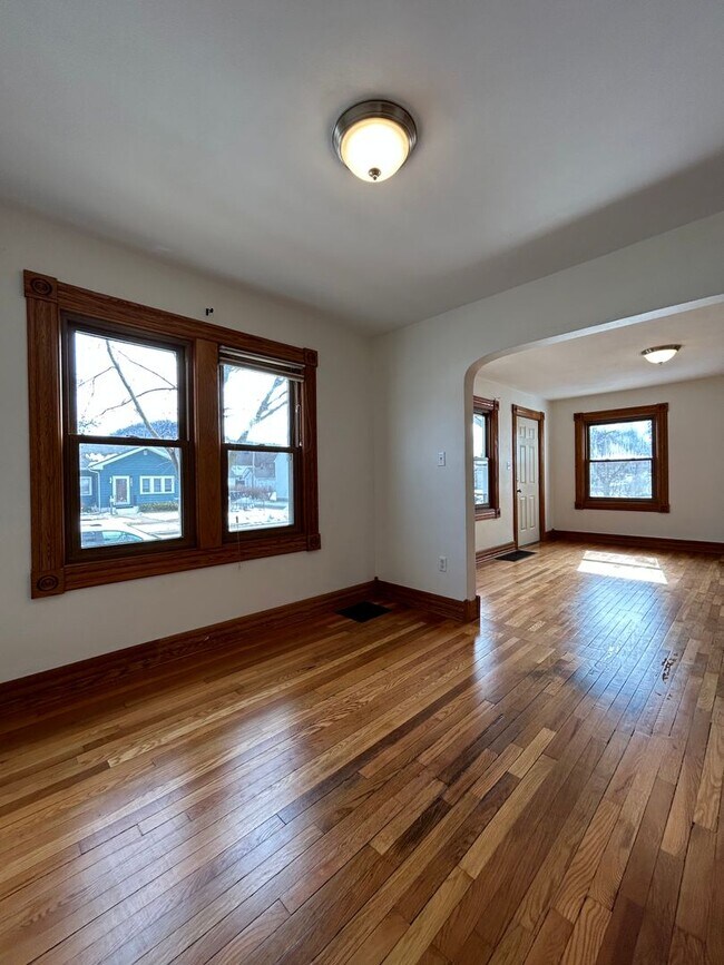 Foto del edificio - Beautiful 2 Bedroom 2 Bathroom House