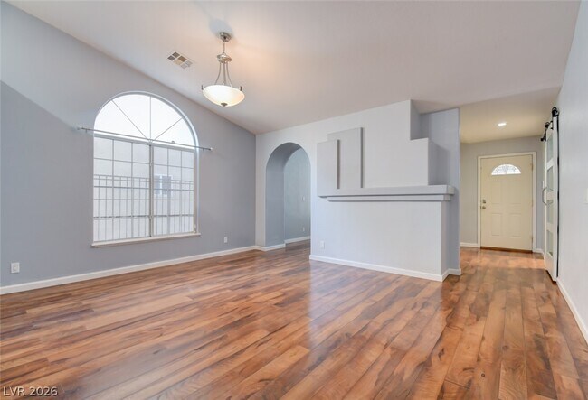Foto del edificio - 8316 Vantare Ct