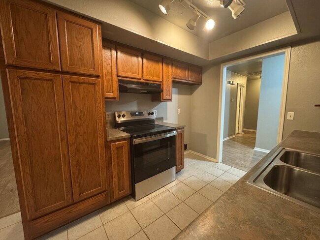 Foto del edificio - Cute 3 bed 2 bath in Broken Arrow