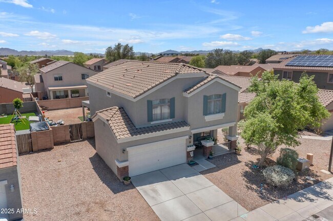 Foto del edificio - 23693 Grove St