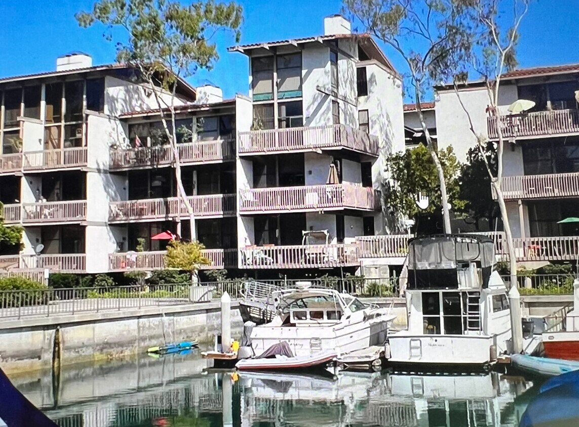 9114 Marina Pacifica Dr N Unit 9114, Long Beach, CA 90803 Condo for Rent in Long Beach, CA
