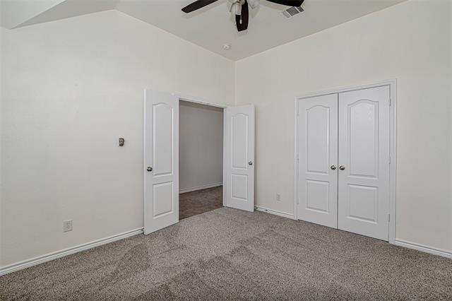 Foto del edificio - 1140 Hidden Meadow Dr
