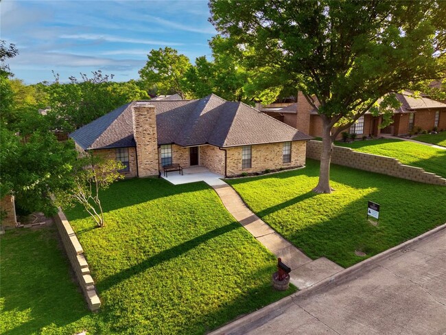 Foto del edificio - 408 Shoreview Dr