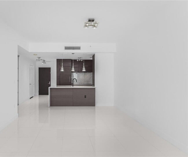 Photo - 900 Biscayne Blvd Apartment