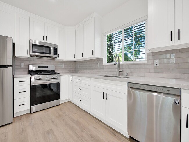 Foto del edificio - 16830 Killion St