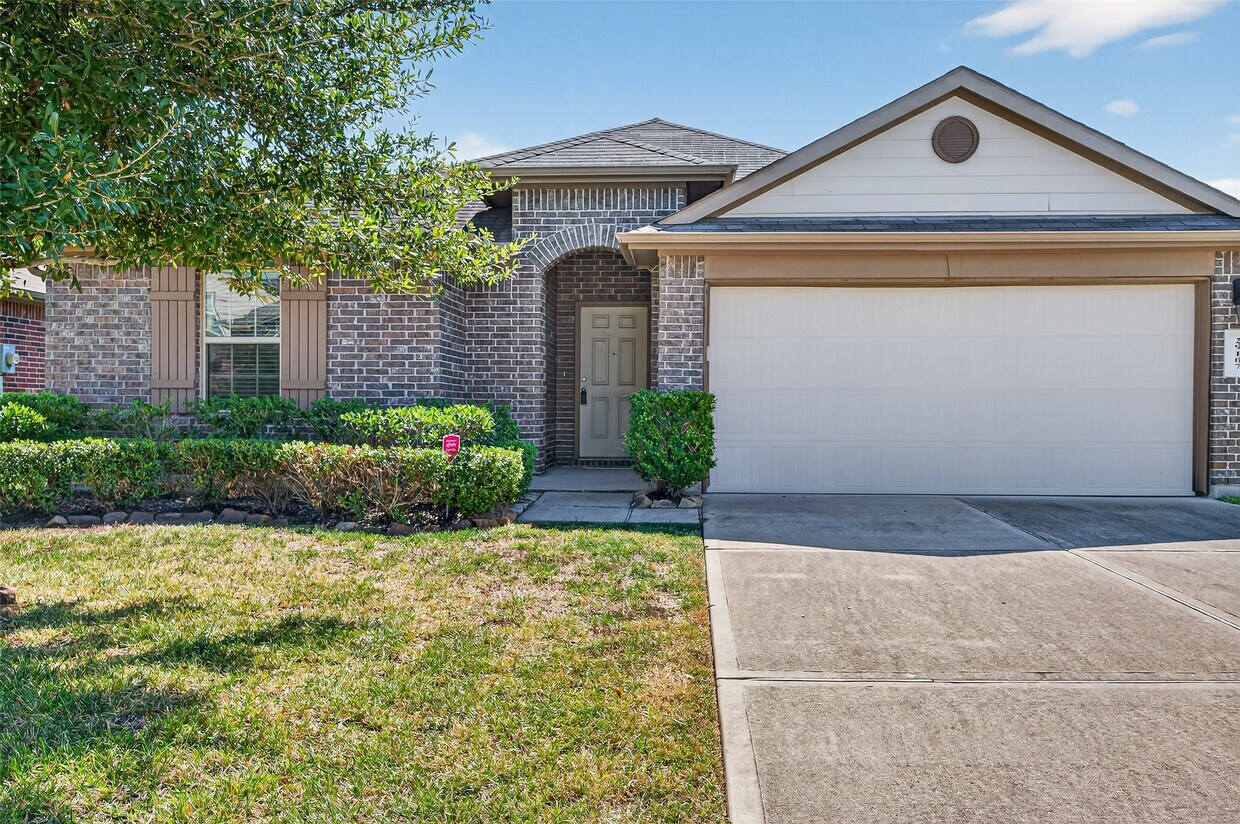 Foto principal - 29107 Jacobs River Dr