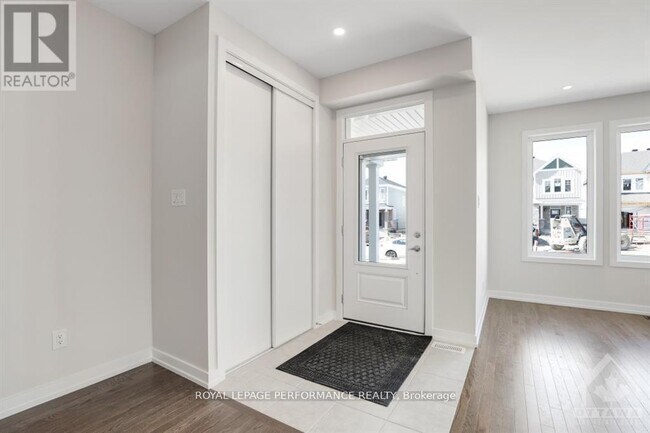 Photo du bâtiment - 522 Oldenburg Ave