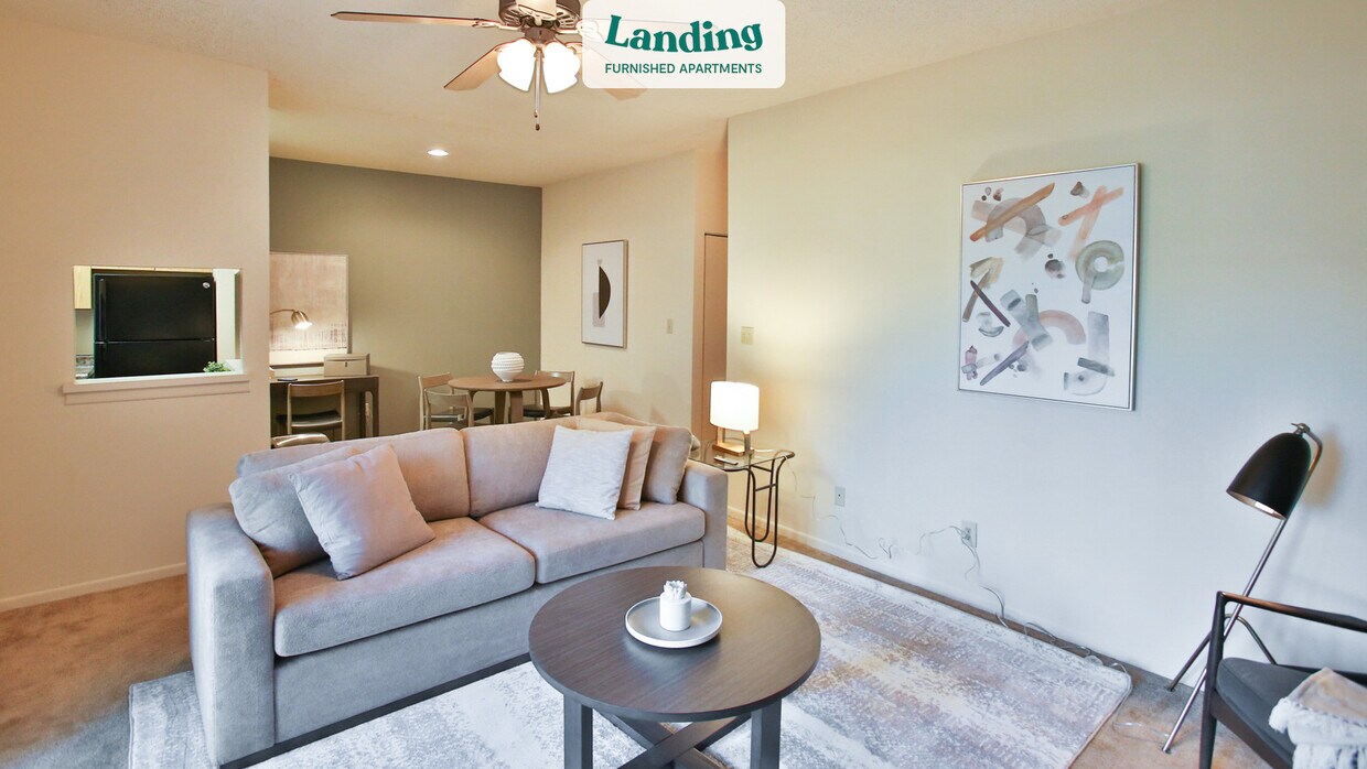 Foto principal - 7051 Pointe Inverness Way