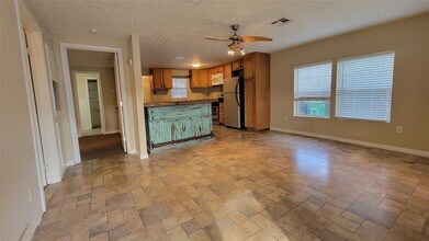 Building Photo - 4415 McKinney St