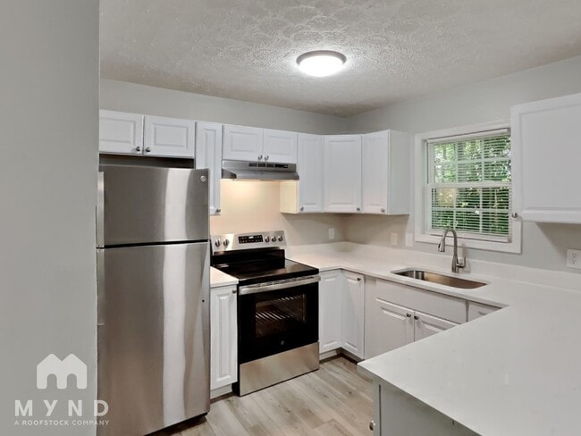 Building Photo - 4910 Lailwood Cir
