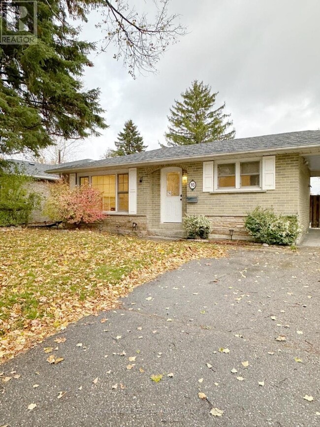 Building Photo - 93 Hill Dr