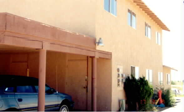 Building Photo - 16395 Village Dr