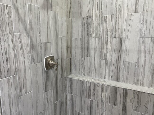 Foto del edificio - 140 N Pearl St