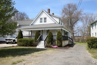 Building Photo - 262 Plymouth St