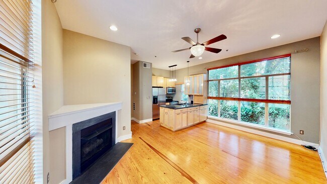 Photo - 2062 Atherton Heights Ln Townhome
