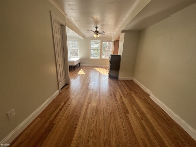 Building Photo - 6 br, 5 bath House - 421 Benjamin St