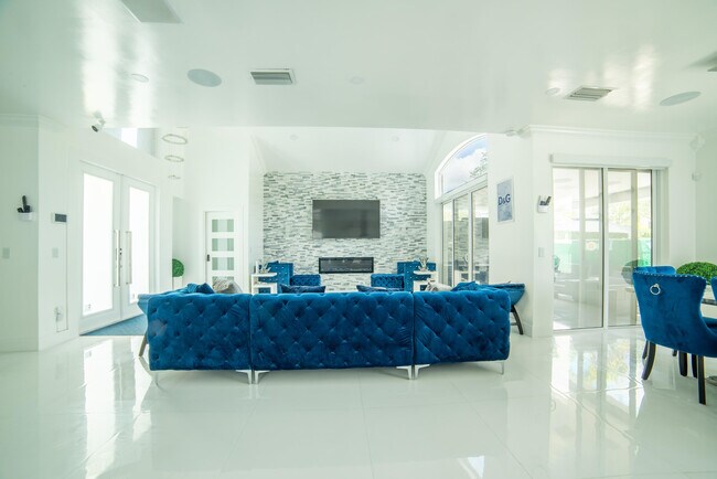 Foto del edificio - 4941 SW 150th Terrace
