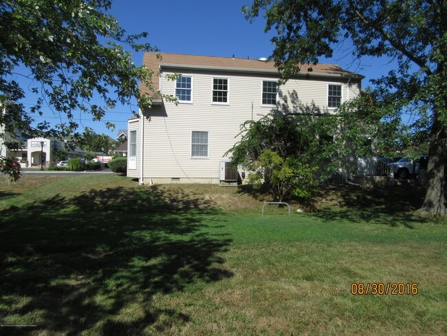 Building Photo - 75 Abe Voorhees Dr