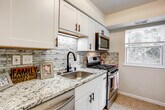 Foto principal - 953 Avila Rd