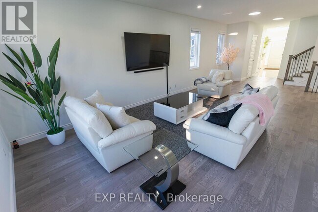 Photo du bâtiment - 1749 Finley Cres