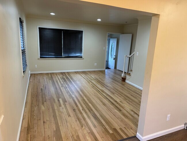 Foto del edificio - 7517 Sterling