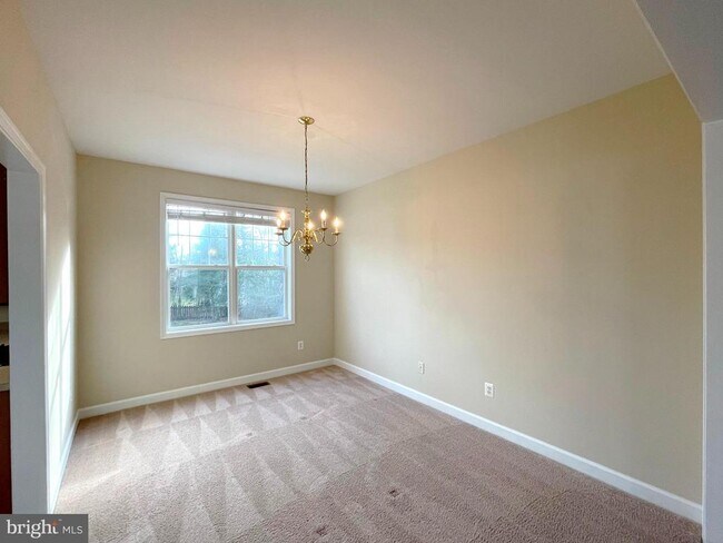 Foto del edificio - 41555 Singletree Dr