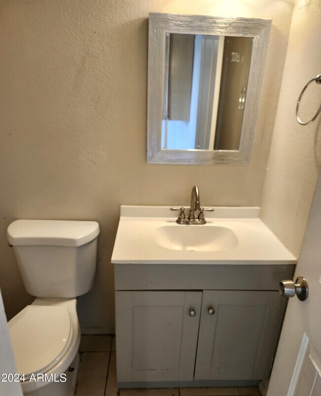 Foto del edificio - 5844 N 48th Ave