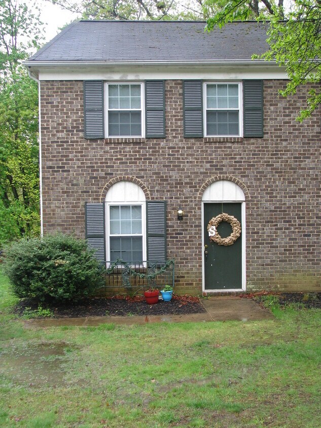 Primary Photo - 1416 Ricky Rd