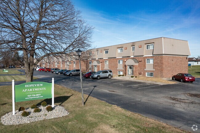 Hopeview Apartments Xenia Oh Apartments Com