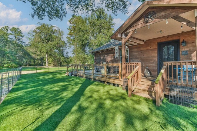 Foto del edificio - 24237 Creekwood Dr