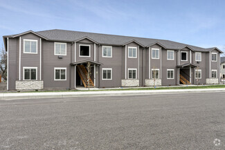Building Photo - McKenzie Apartments