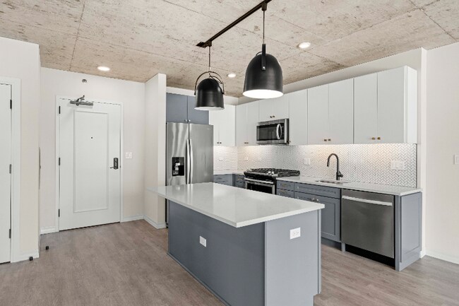 Foto del edificio - 185 W Huron St