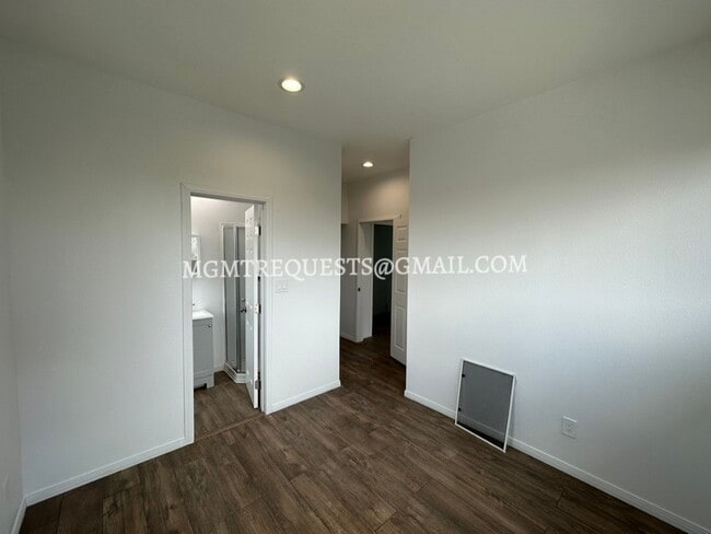 Photo - 555 N La Cadena Dr Apartment