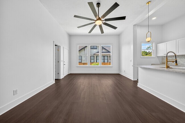 Foto del edificio - 2807 Beacon Ave