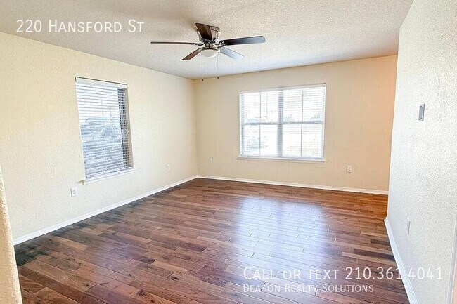 Foto del edificio - 220 Hansford St