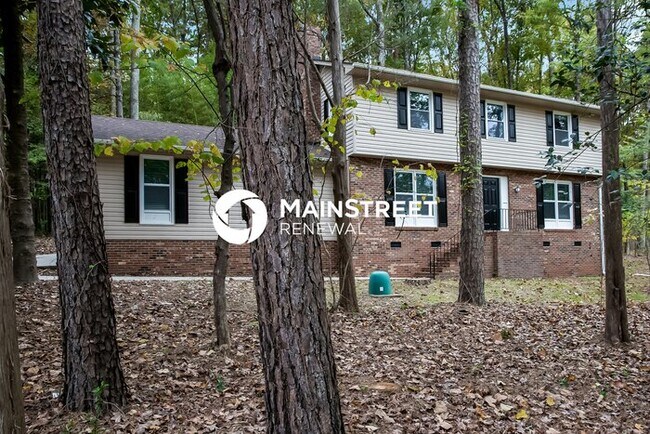 Foto del edificio - 4 Bedroom Pet-Friendly Home in Concord, NC with Main Street Renewal