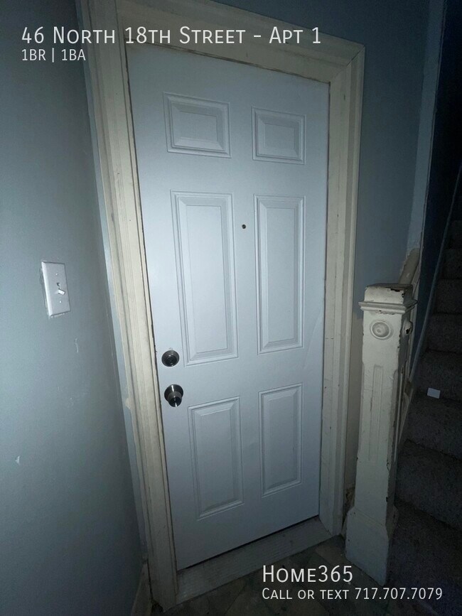 Building Photo - 46 N 18th St. Apt 1 Available TODAY!