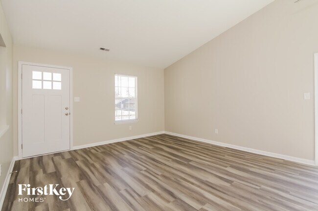 Foto del edificio - 712 Pennwood Ln