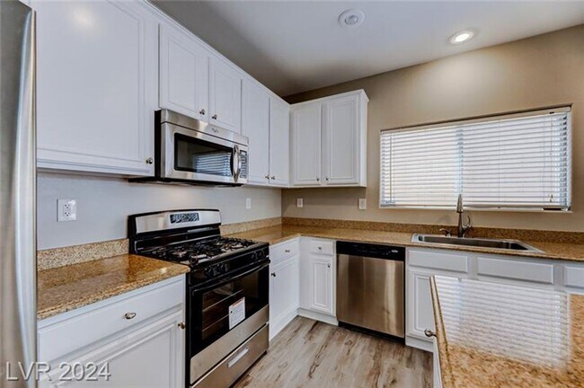 Foto del edificio - Gorgeous Updated Home w/ Open Floor Plan & New Upgrades