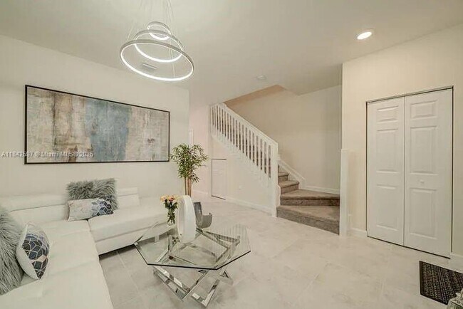 Foto del edificio - 3371 W 106th Terrace