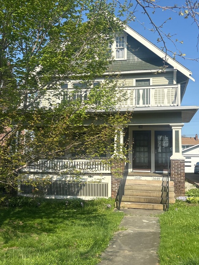 Building Photo - 1647 Waterbury Rd