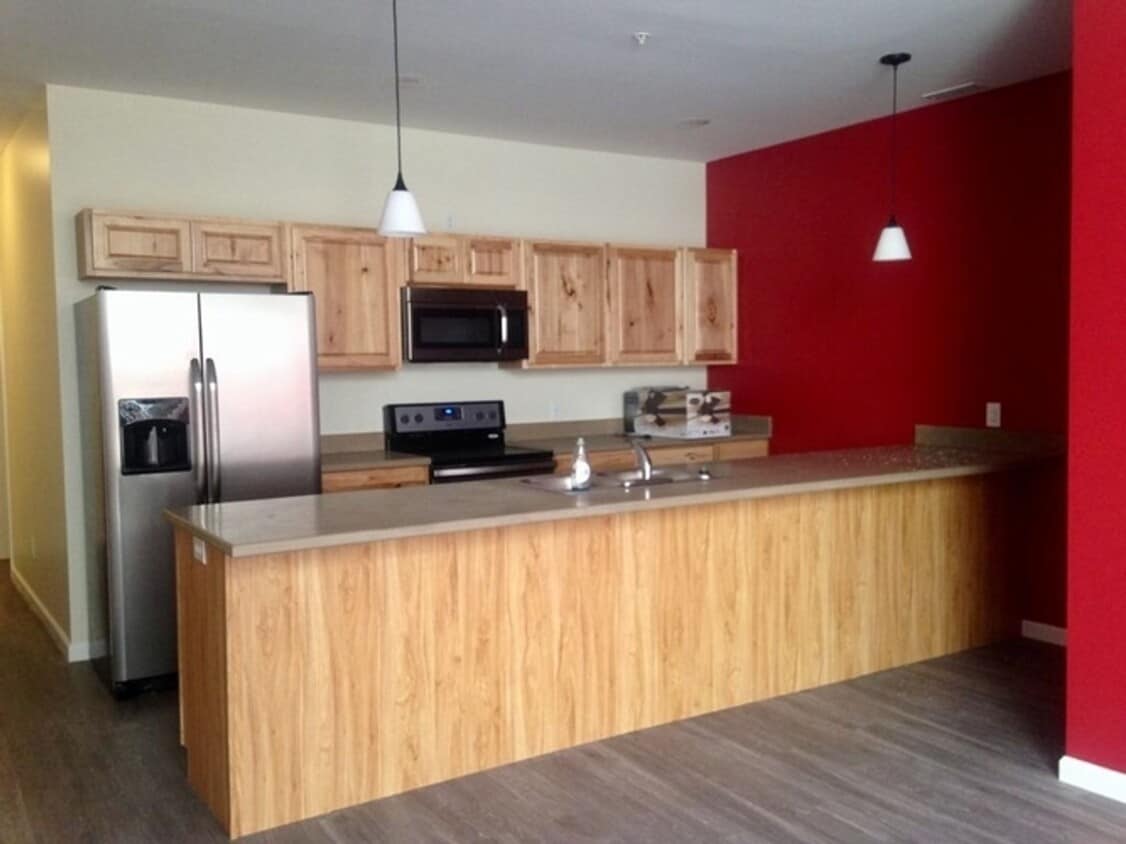 Foto principal - 108 W 6th St