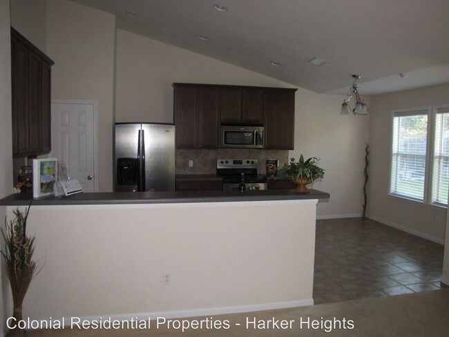 Building Photo - 4 br, 2 bath House - 5525 Sulfur Spring