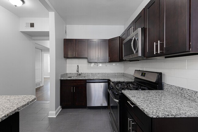 Foto del edificio - 1104 W Glenlake Ave