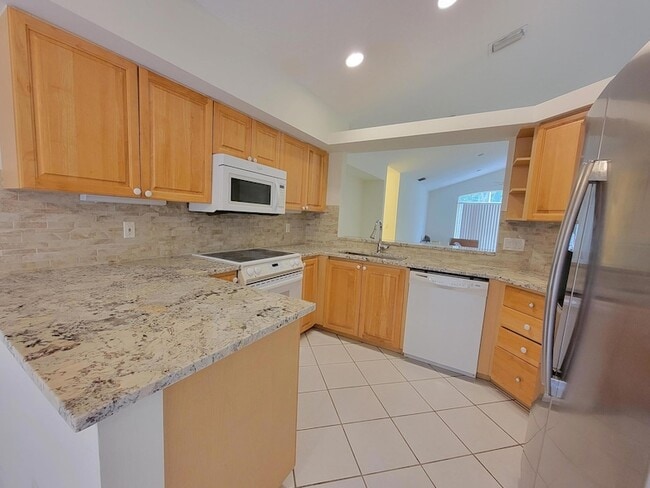 Building Photo - 3041 Casa Rio Ct