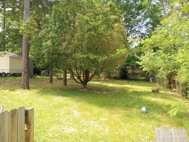 Foto del edificio - 6530 Watchspring Ct