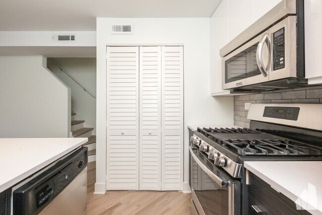 Foto del edificio - 944 W Grace St